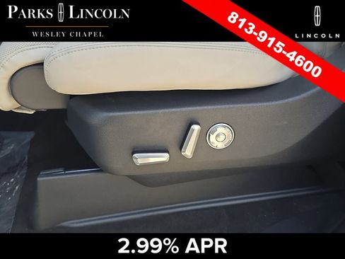 Certified 2025 Lincoln Navigator Reserve AWD/4WD image 21