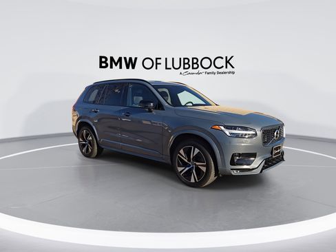 Used 2020 Volvo XC90 T6 R-Design image 2
