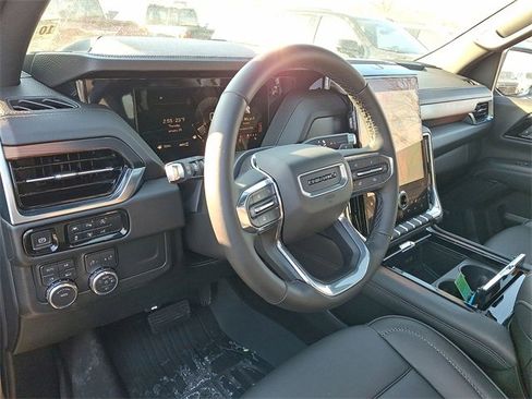 Certified 2026 GMC Yukon XL Denali w/ Sun & Power Step Package image 10