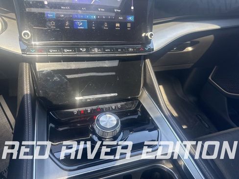 Used 2023 Jeep Wagoneer Series II image 28