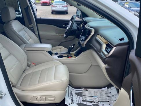 Used 2019 GMC Acadia Denali FWD image 20