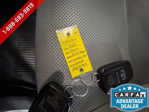 Used 2022 Toyota RAV4 Limited AWD/4WD image 27