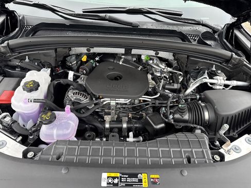 New 2026 Jeep Grand Cherokee Altitude AWD/4WD image 11