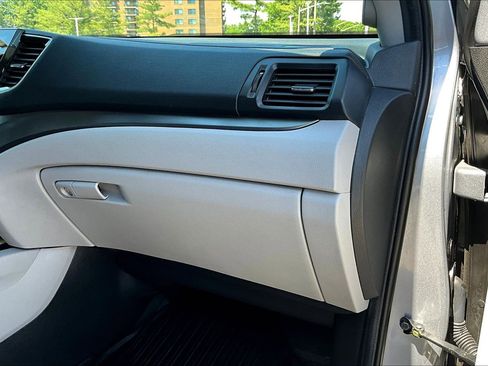 Used 2022 Honda Pilot Special Edition image 16