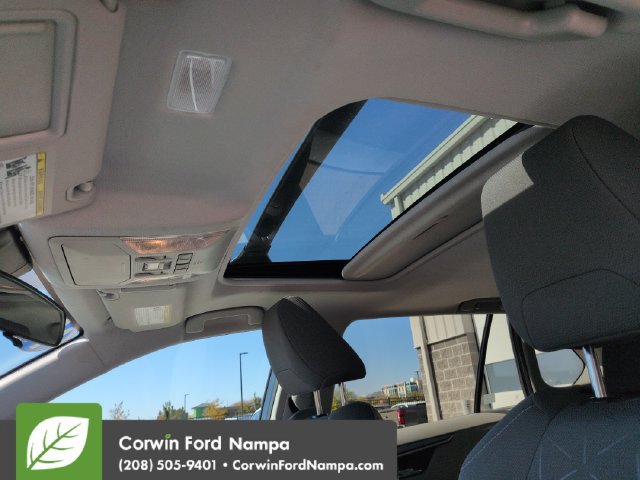 Used 2019 Toyota RAV4 XLE w/ Convenience Package AWD/4WD image 23