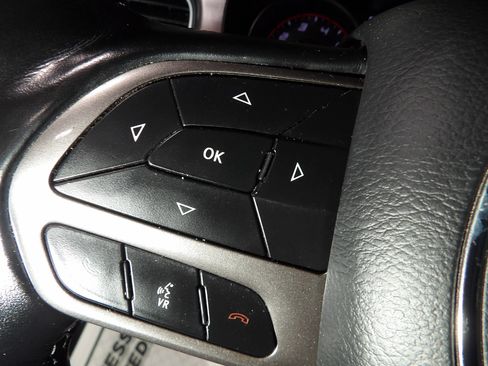 Used 2021 Dodge Charger SXT w/ Leather Interior Group image 19