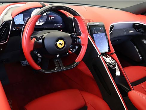 Used 2023 Ferrari Roma RWD image 15