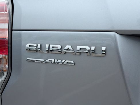 Used 2017 Subaru Forester 2.5i Touring image 11