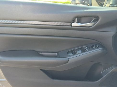 Used 2021 Nissan Altima 2.5 S FWD image 9