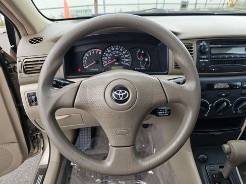 Used 2004 Toyota Corolla CE w/ Preferred Accessory Pkg FWD image 22