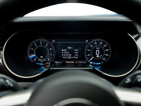 Used 2021 Ford Mustang Shelby GT500 w/ Carbon Fiber Track Pack image 45