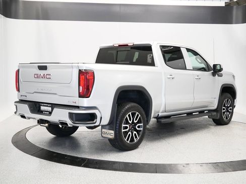 Used 2022 GMC Sierra 1500 AT4 w/ AT4 Preferred Package image 10