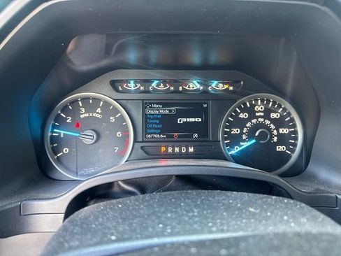 Used 2018 Ford F150 XLT w/ Equipment Group 302A Luxury AWD/4WD image 6