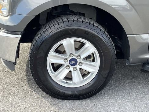 Used 2016 Ford F150 XLT image 11