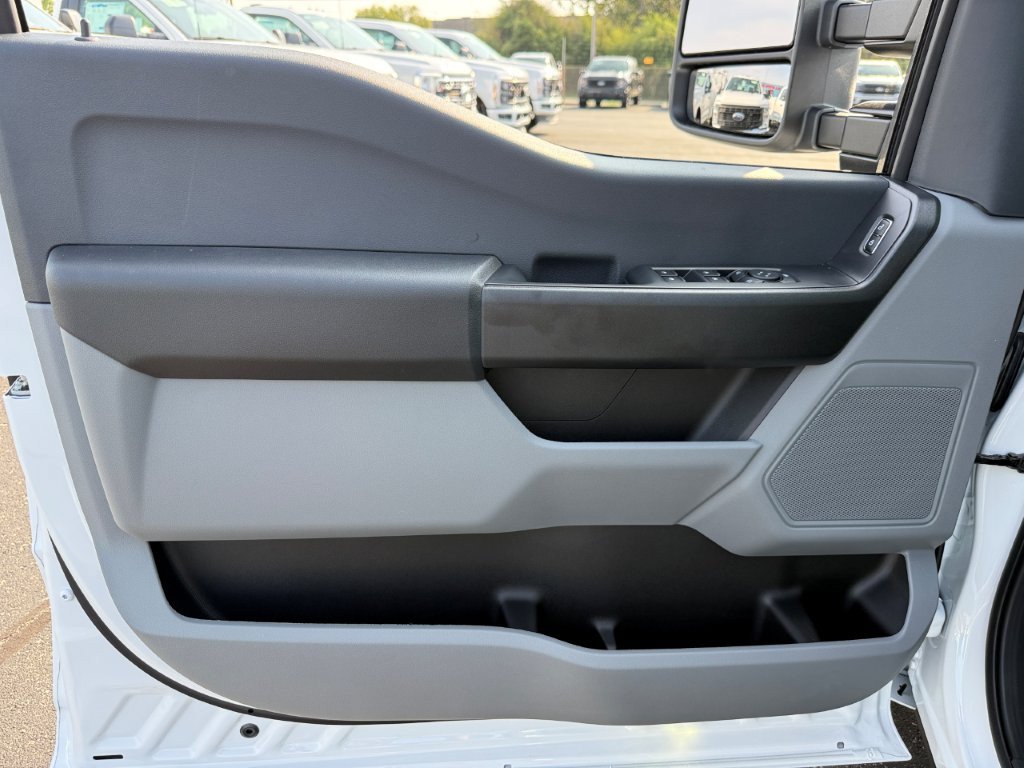 New 2027 Ford F350 XL RWD image 10