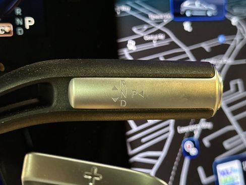 New 2025 Mercedes-Benz Maybach EQS 680 4MATIC image 17