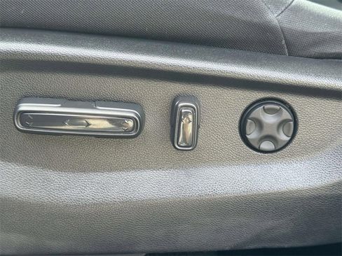 Certified 2022 Honda CR-V EX image 16