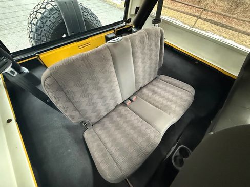 Used 2004 Jeep Wrangler 4WD image 49