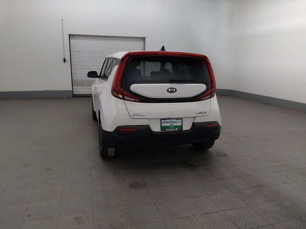 Used 2021 Kia Soul S FWD image 6