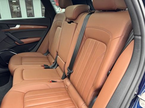Used 2023 Audi Q5 2.0T Premium w/ Convenience Package AWD/4WD image 15