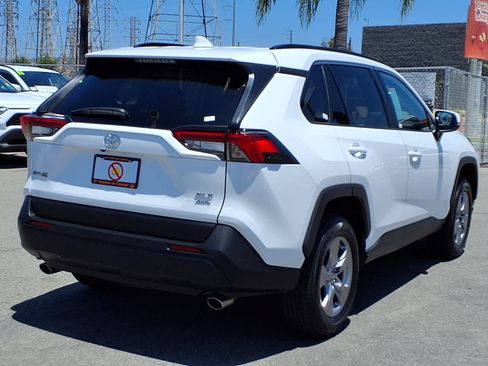 Certified 2025 Toyota RAV4 XLE w/ Convenience Package AWD/4WD image 6