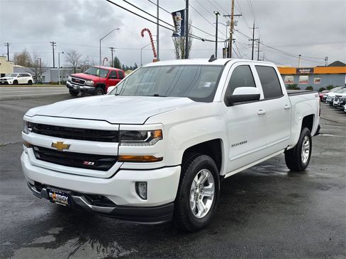 Used 2017 Chevrolet Silverado 1500 LT w/ All Star Edition image 3