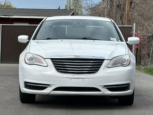 Used 2013 Chrysler 200 Touring w/ Cold Weather Group FWD image 9
