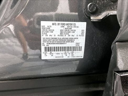 Used 2025 Ford Explorer ST-Line w/ ST-Line Street Pack AWD/4WD image 31