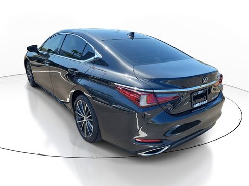 Used 2022 Lexus ES 350 w/ Premium Package image 4