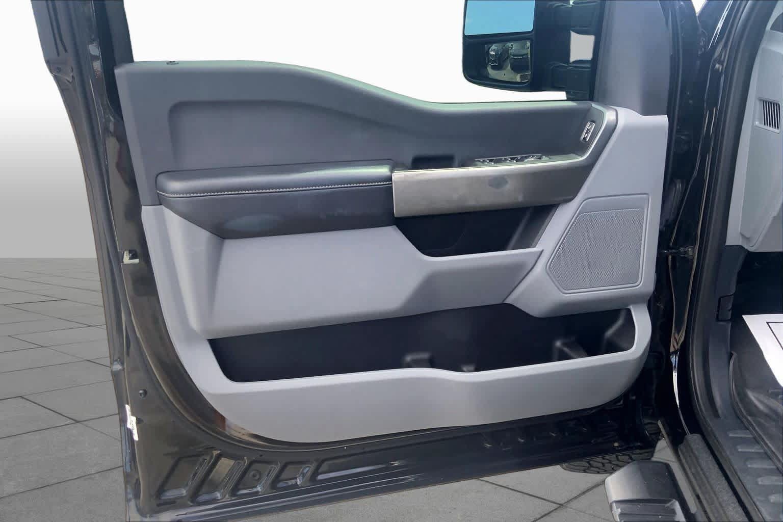 Used 2024 Ford F350 XL w/ STX Appearance Package AWD/4WD image 21