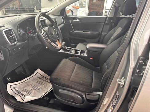 Used 2020 Kia Sportage LX AWD/4WD image 12