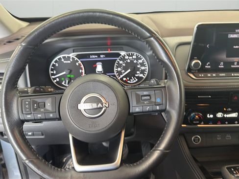Used 2022 Nissan Rogue SL FWD image 22