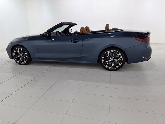 Used 2026 BMW M440i Convertible RWD image 4