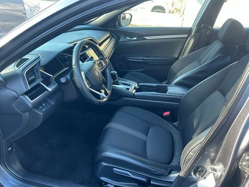 Used 2020 Honda Civic Sport image 9