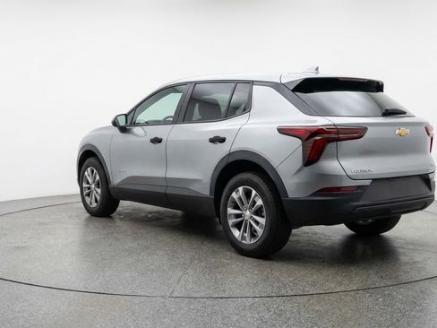 Used 2025 Chevrolet Equinox LT FWD image 6