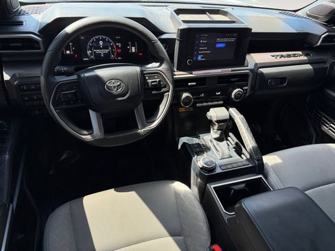 Used 2024 Toyota Tacoma SR5 w/ SR5 Upgrade Package AWD/4WD image 15