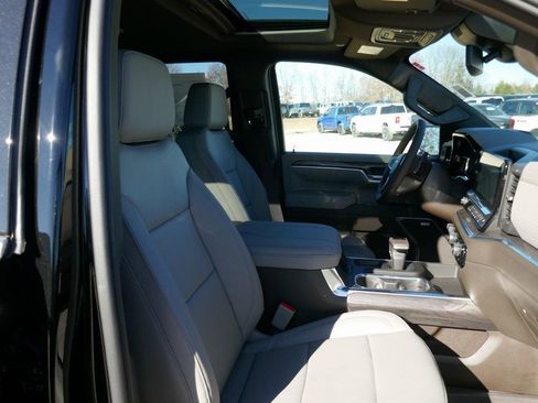 New 2026 Chevrolet Silverado 1500 LTZ w/ LTZ Premium Package image 10