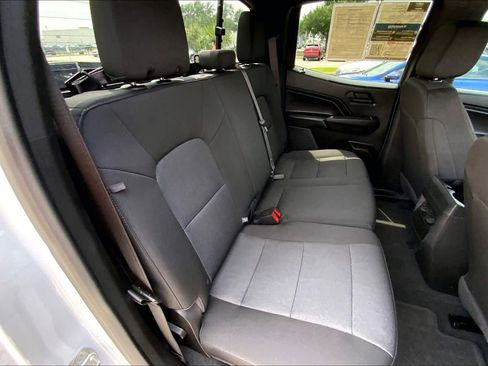 Used 2024 Chevrolet Colorado W/T w/ WT Convenience Package II RWD image 18