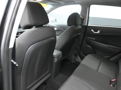 Certified 2022 Hyundai Kona SEL w/ Convenience Package image 21