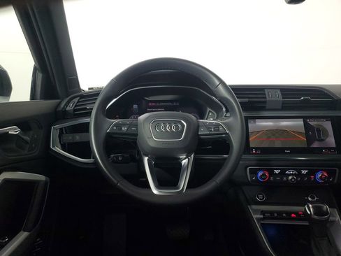 Used 2023 Audi Q3 2.0T Premium Plus w/ Premium Plus Package image 16