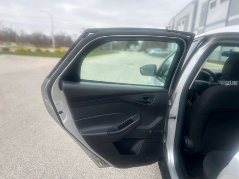 Used 2018 Ford Focus S image 17