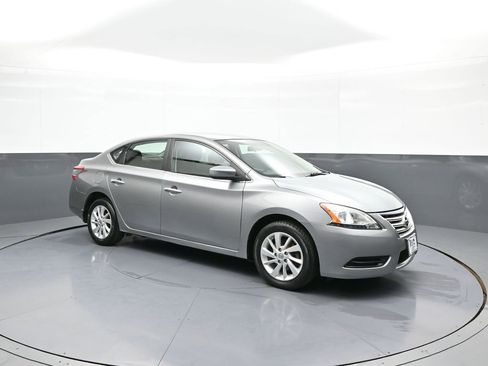 Used 2013 Nissan Sentra S FWD image 4