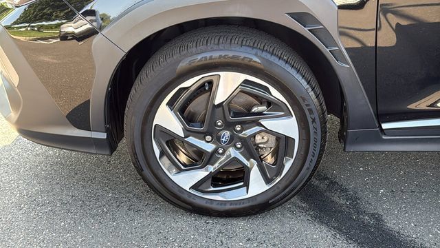 Used 2024 Subaru Crosstrek 2.5i Limited AWD/4WD image 8