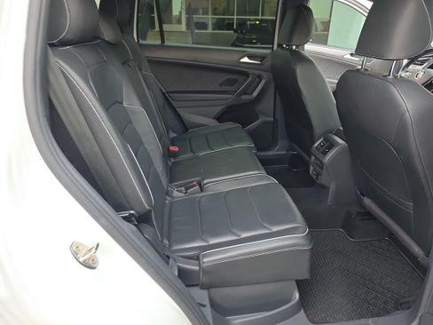Used 2021 Volkswagen Tiguan SEL Premium R-Line AWD/4WD image 15
