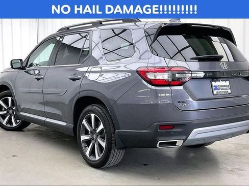 Certified 2025 Honda Pilot Elite image 11