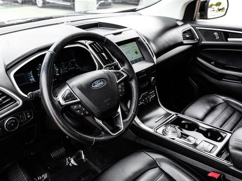 Used 2020 Ford Edge SEL w/ Convenience Package FWD image 2