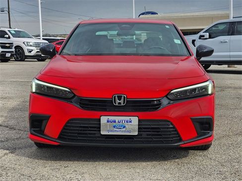 Used 2024 Honda Civic Sport image 2