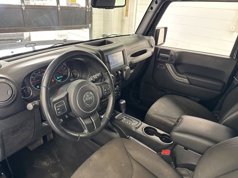 Used 2015 Jeep Wrangler Sport w/ Quick Order Package 24S image 17