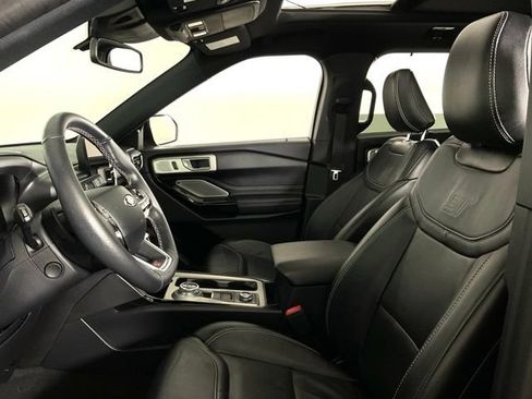 Used 2022 Ford Explorer ST w/ Equipment Group 401A AWD/4WD image 33
