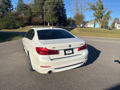 Used 2018 BMW 530i xDrive image 9